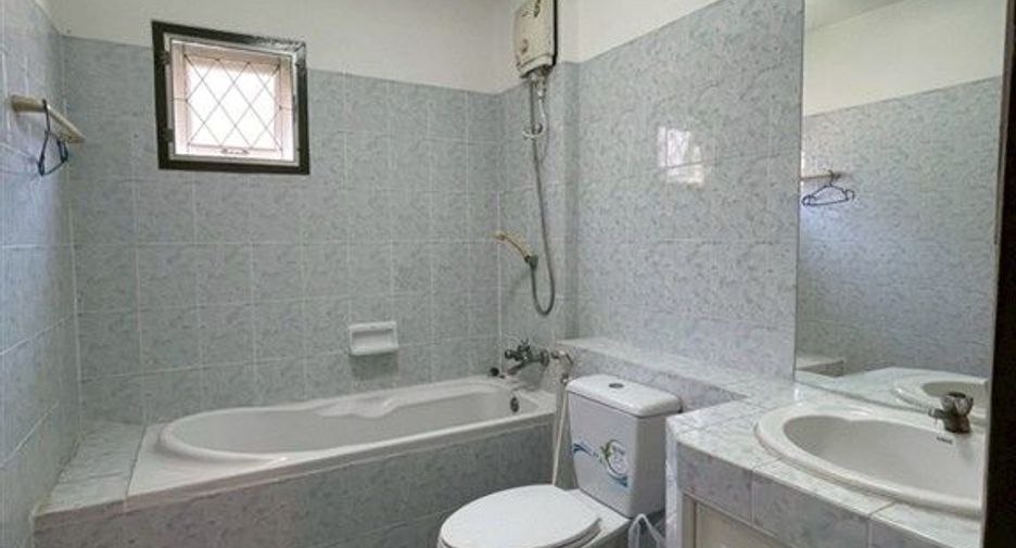Продажа 4 спальни дом в Лат Пхрао, Бангкок