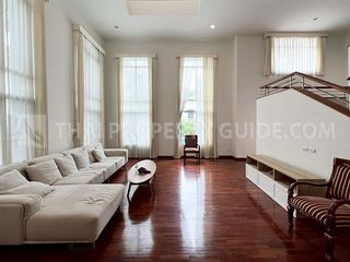 For rent 5 bedrooms house in Pak Kret, Nonthaburi
