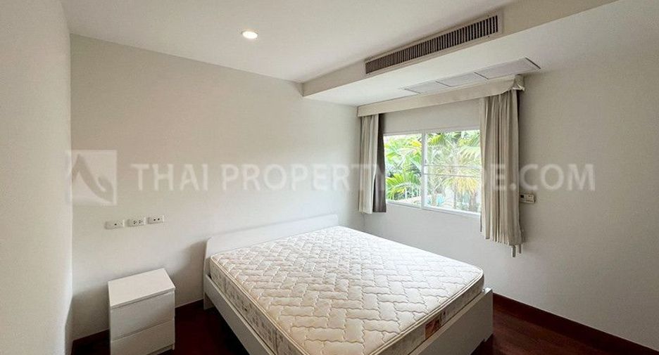 For rent 5 bedrooms house in Pak Kret, Nonthaburi