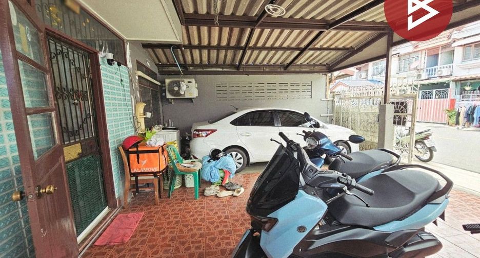 For sale 3 bedrooms house in Mueang Samut Prakan, Samut Prakan