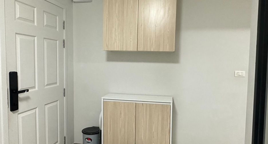 For sale 1 bed condo in Mueang Samut Prakan, Samut Prakan