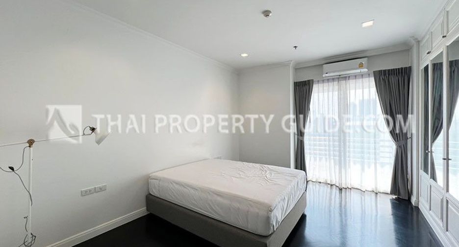 Apartamento en alquiler de 4 habitaciones en Sathon, Bangkok