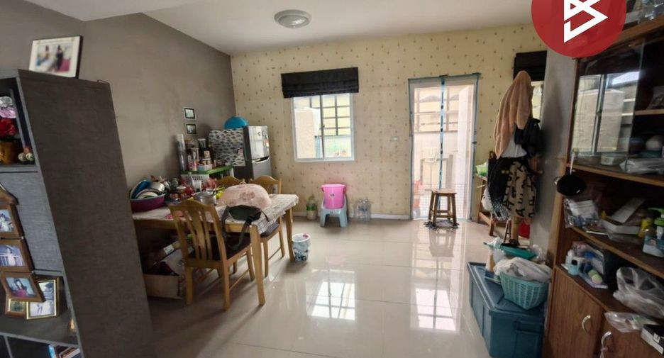 For sale 4 bedrooms townhouse in Bang Sao Thong, Samut Prakan