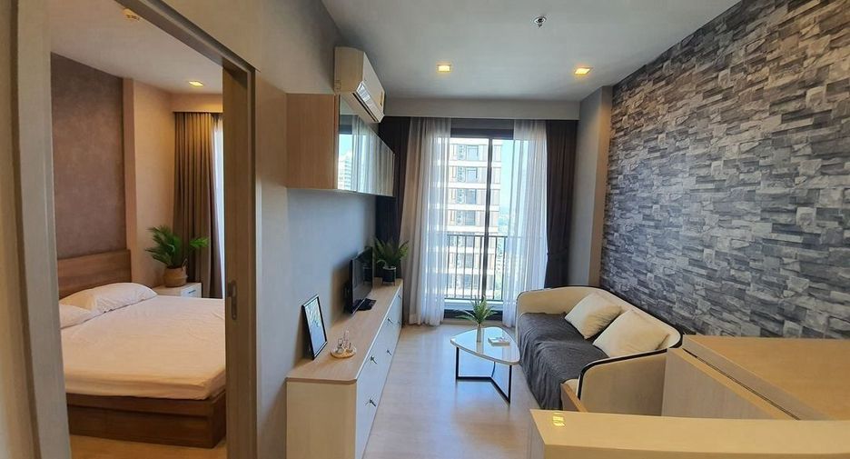 For rent and for sale 1 bed condo in Watthana, Bangkok