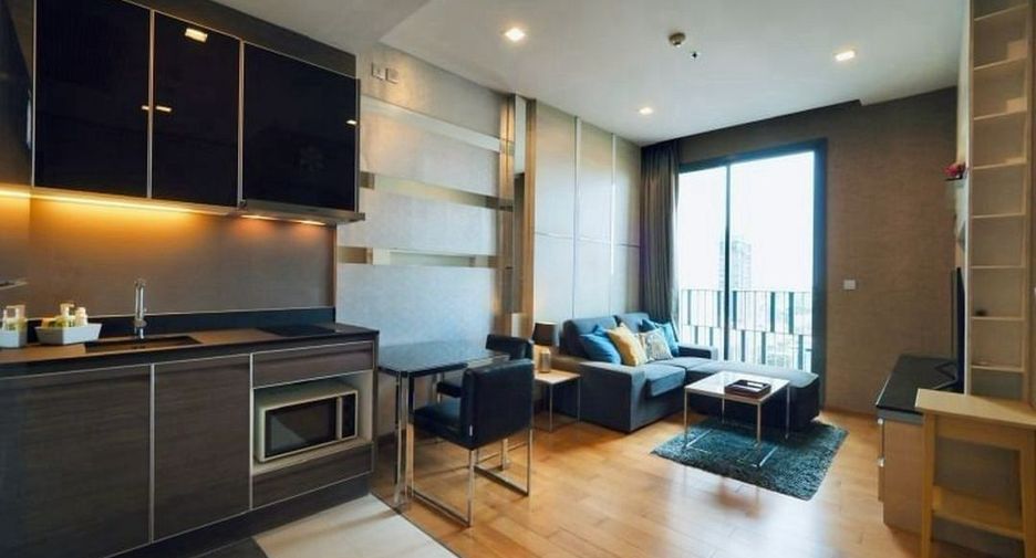 For rent 1 bed condo in Khlong Toei, Bangkok
