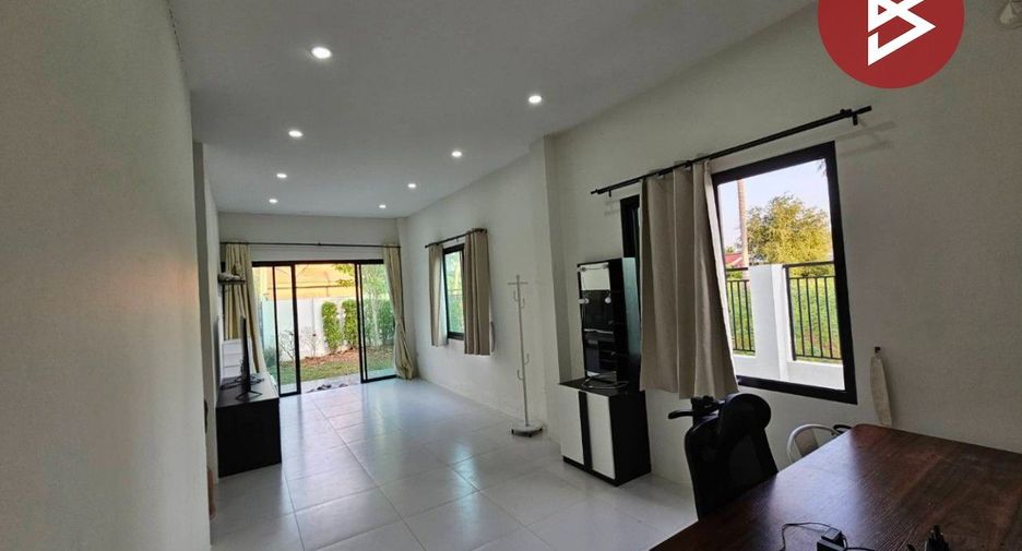 For sale 2 bedrooms townhouse in Bang Lamung, Chonburi