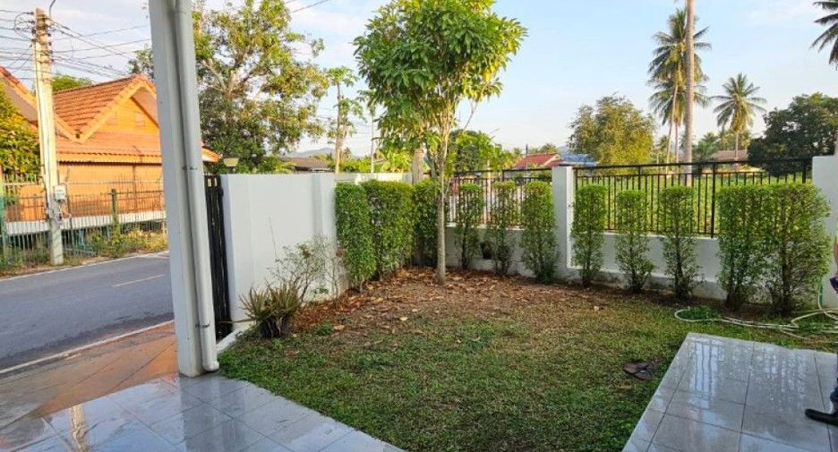 For sale 2 bedrooms townhouse in Bang Lamung, Chonburi