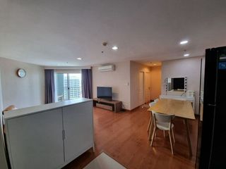 出租 2 卧室 公寓 在 Huai Khwang, 曼谷