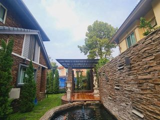 出售 4 卧室 独立屋 在 Bang Khae, 曼谷