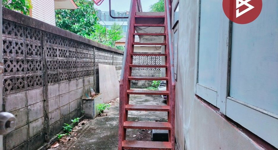 For sale 3 bedrooms house in Dusit, Bangkok