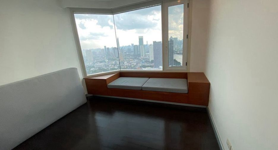 For rent and for sale 4 bedrooms condo in Bang Kho Laem, Bangkok