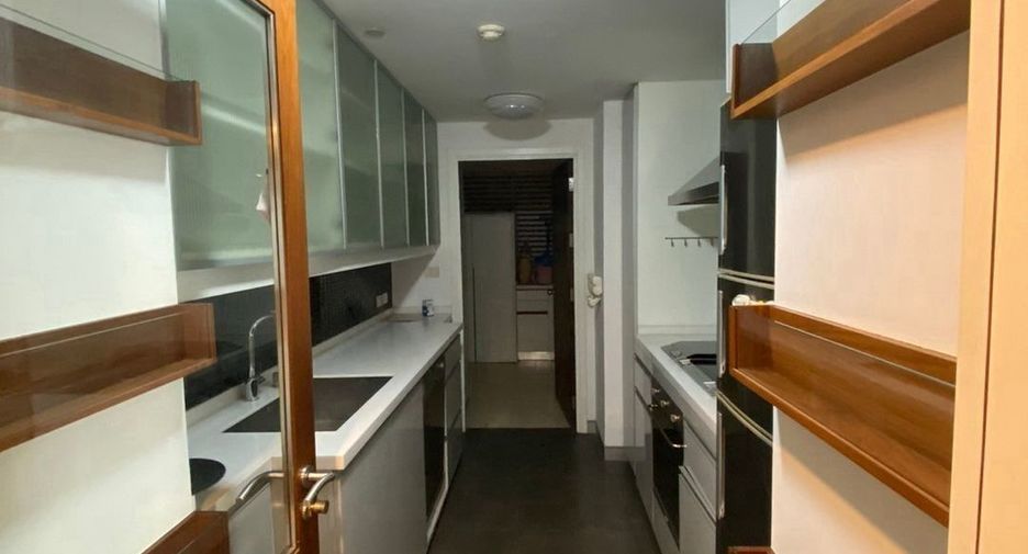 For rent and for sale 4 bedrooms condo in Bang Kho Laem, Bangkok