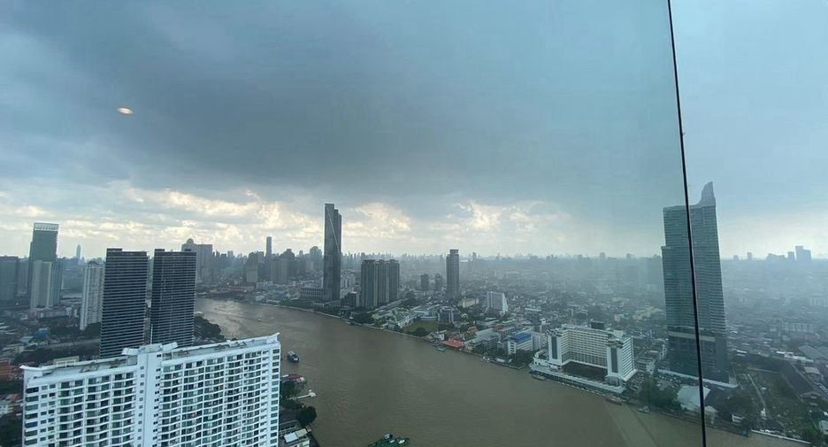 For rent and for sale 4 bedrooms condo in Bang Kho Laem, Bangkok