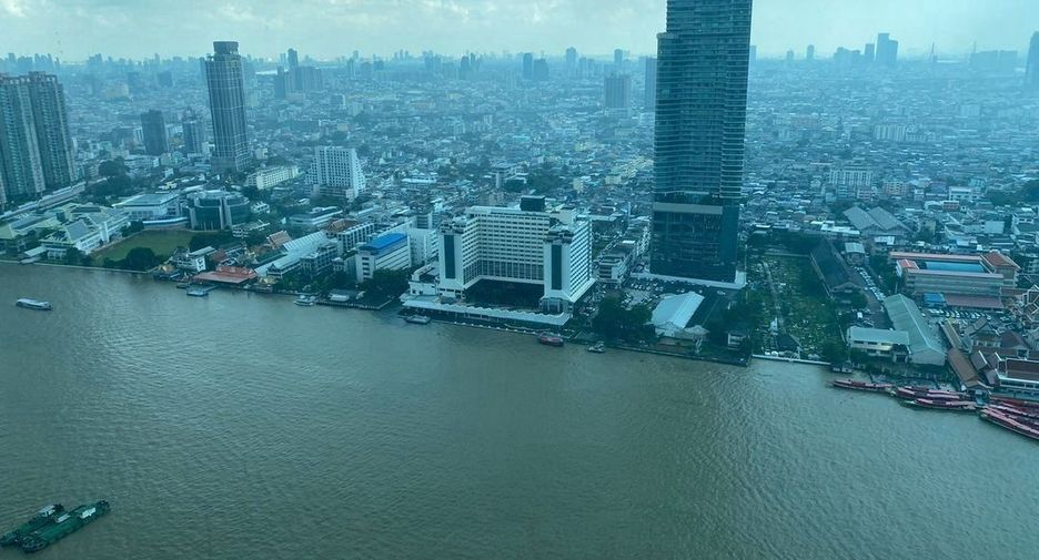 For rent and for sale 4 bedrooms condo in Bang Kho Laem, Bangkok