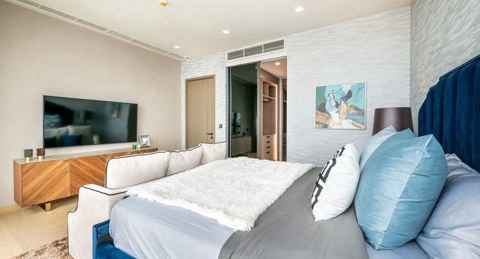 For rent and for sale 2 bedrooms condo in Watthana, Bangkok