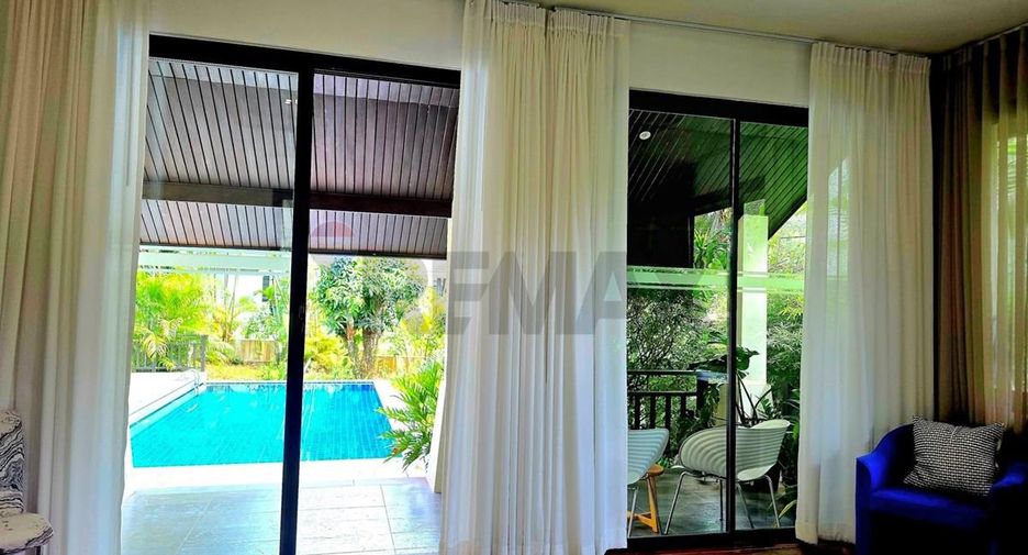 For sale 3 bedrooms villa in Ko Samui, Surat Thani