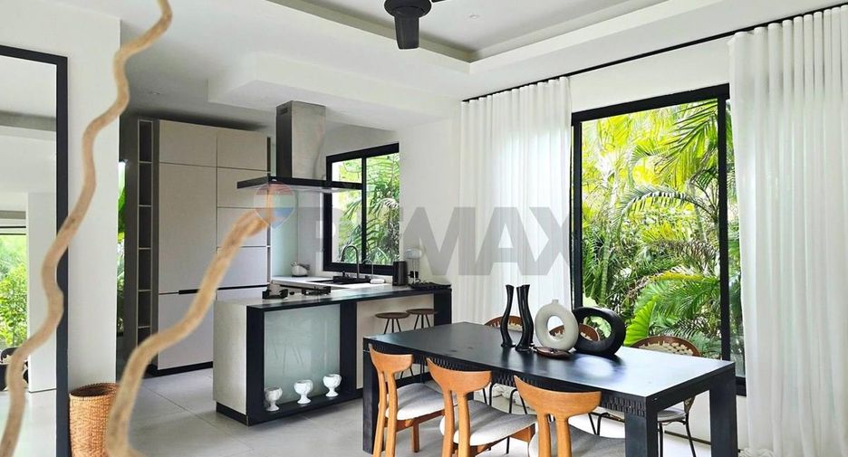 For sale 3 bedrooms villa in Ko Samui, Surat Thani
