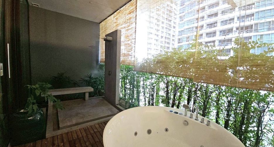 Wohnung zur Miete mit 2 Zimmer in Pathum Wan, Bangkok