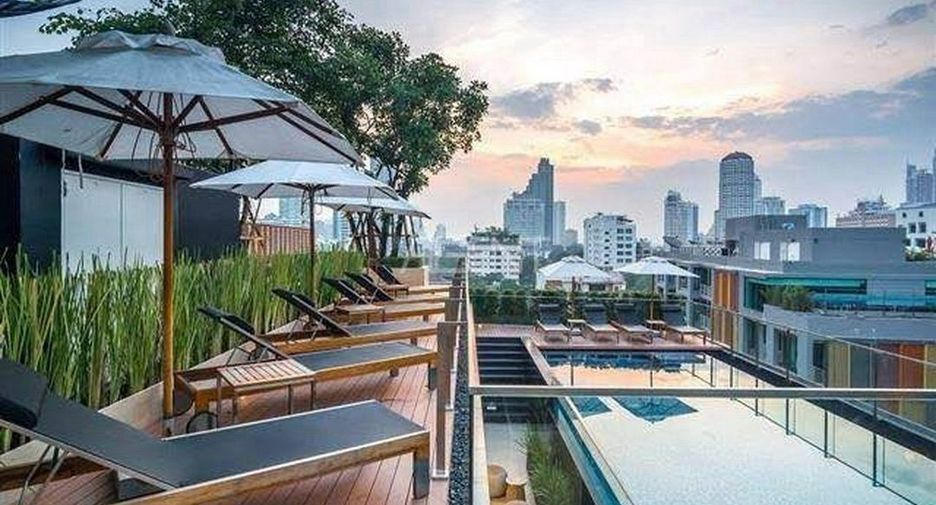 For rent 1 bed condo in Khlong Toei, Bangkok