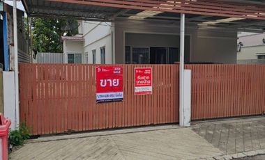 For sale 5 bedrooms house in Khlong Sam Wa, Bangkok