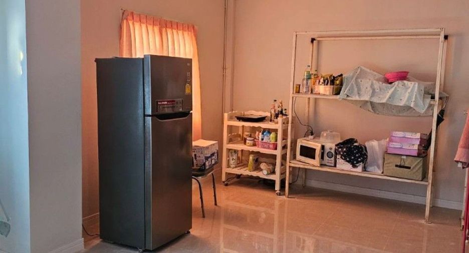 For sale 5 bedrooms house in Khlong Sam Wa, Bangkok