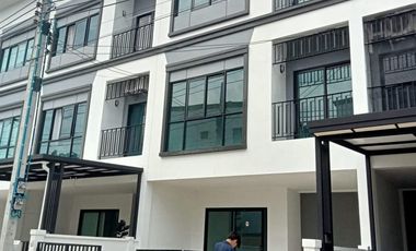 ให้เช่า 3 ห้องนอน ทาวน์เฮ้าส์ ใน เมืองสมุทรปราการ, สมุทรปราการ