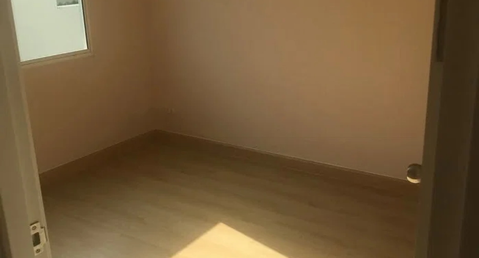 Haus zur Miete mit 3 Zimmer in Bang Phli, Samut Prakan