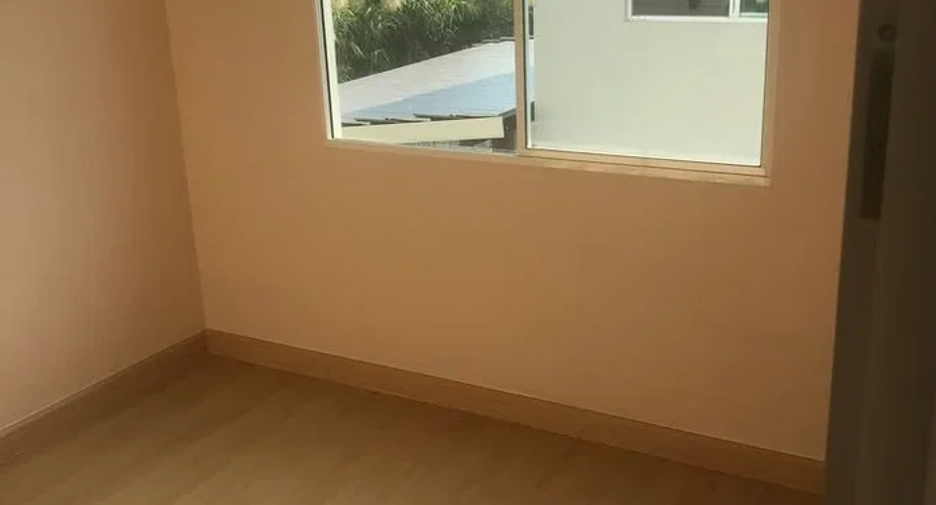 Haus zur Miete mit 3 Zimmer in Bang Phli, Samut Prakan