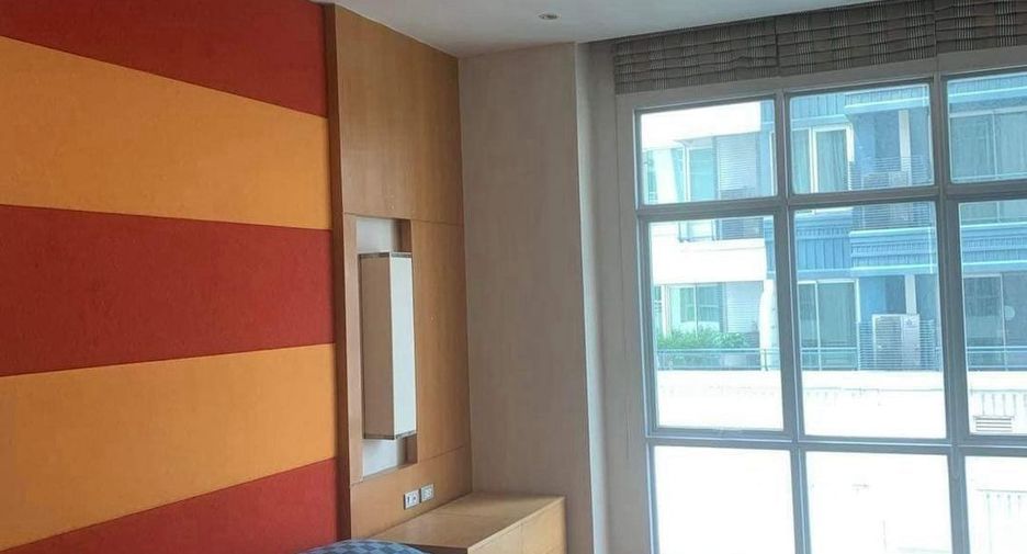 Wohnung zur Miete mit 2 Zimmer in Pathum Wan, Bangkok