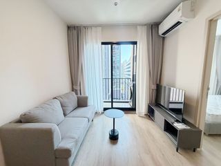 Wohnung zur Miete mit 1 Zimmer in Huai Khwang, Bangkok