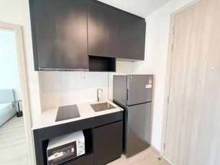 Wohnung zur Miete mit 1 Zimmer in Huai Khwang, Bangkok