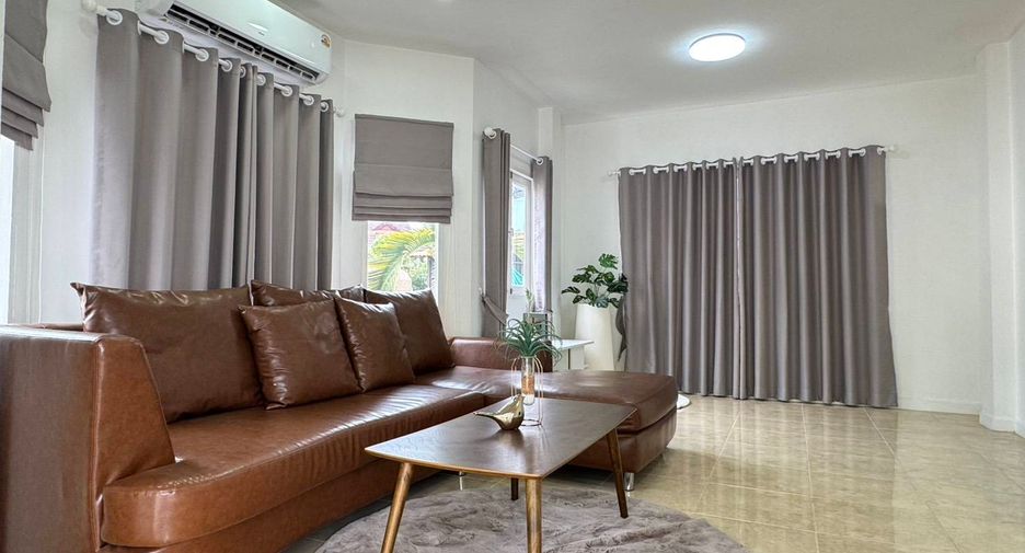 For rent 4 ベッドルーム house in San Sai, Chiang Mai