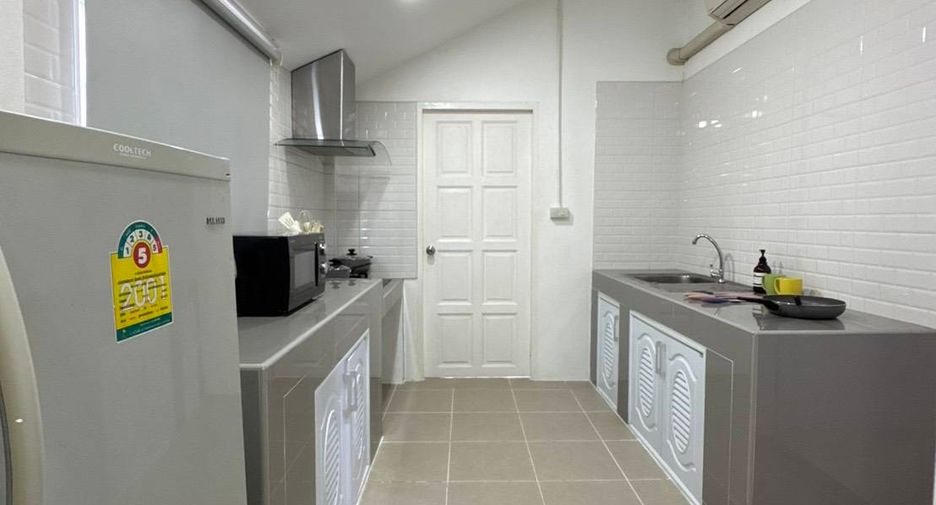 For rent 4 ベッドルーム house in San Sai, Chiang Mai