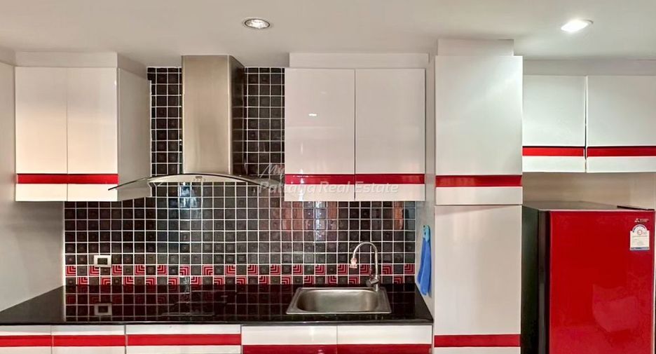 For sale 2 bedrooms condo in Jomtien, Pattaya