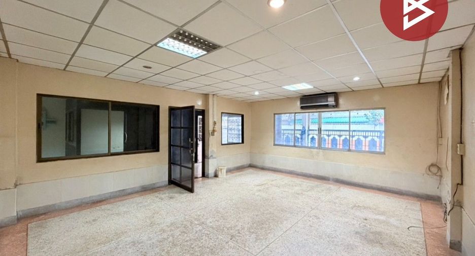 For sale 4 bedrooms townhouse in Rat Burana, Bangkok