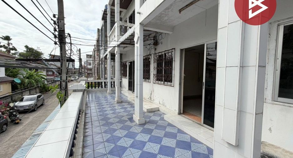 For sale 4 bedrooms townhouse in Rat Burana, Bangkok