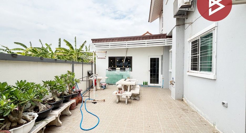 For sale 4 bedrooms house in Nong Chok, Bangkok