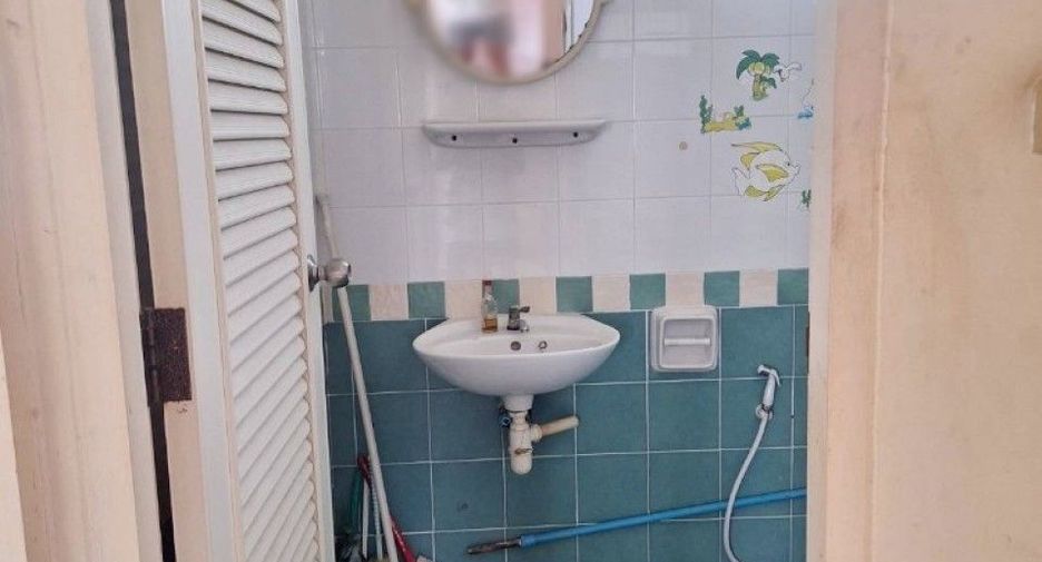 For sale 3 bedrooms townhouse in Mueang Chachoengsao, Chachoengsao