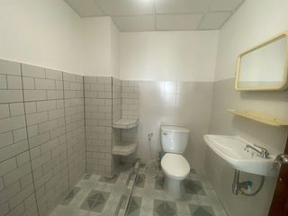 Reihenhaus zum Kauf mit 5 Zimmer in Thung Khru, Bangkok