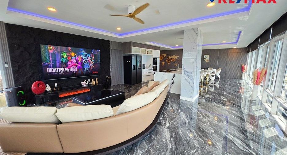 For sale 3 bedrooms condo 