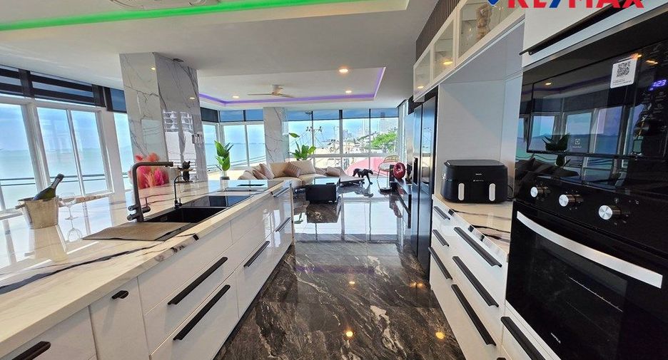 For sale 3 bedrooms condo 
