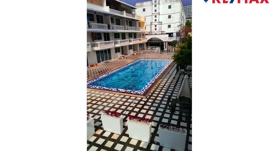 For sale 5 bedrooms house in Pratumnak, Pattaya