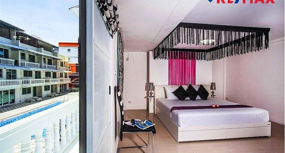 For sale 5 bedrooms house in Pratumnak, Pattaya