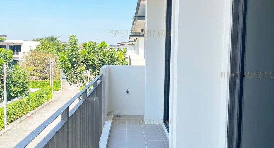 For sale 3 bedrooms house in Prawet, Bangkok