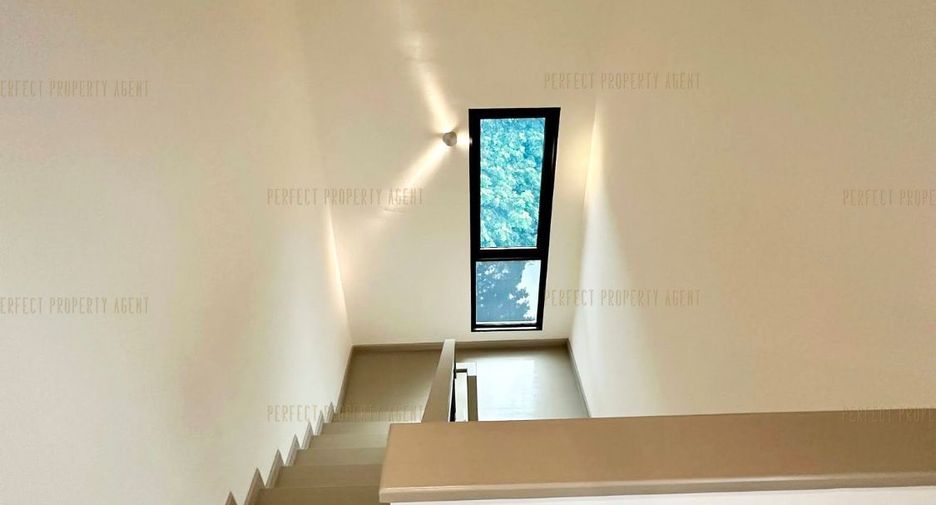 For sale 3 bedrooms house in Prawet, Bangkok