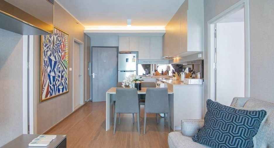For rent 2 bedrooms condo in Phra Khanong, Bangkok