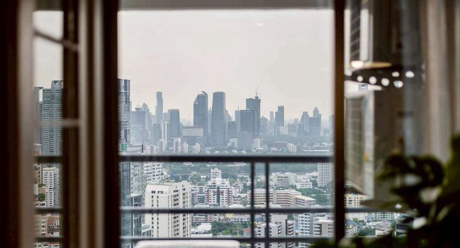 For rent and for sale 1 bed condo in Khlong Toei, Bangkok
