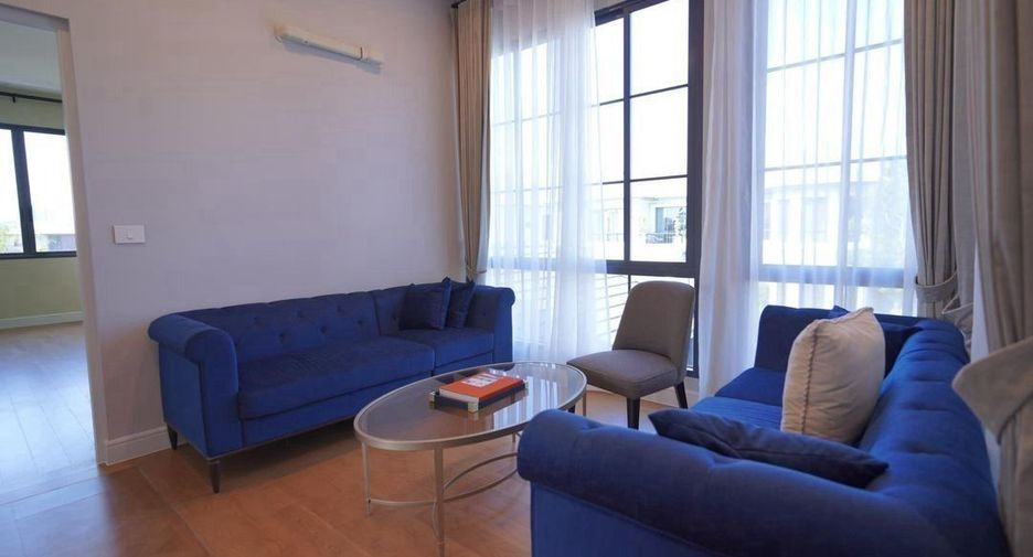 For sale 5 bedrooms house in Bang Kapi, Bangkok