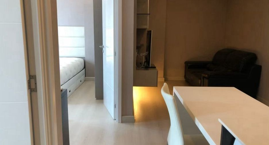 For rent and for sale 2 bedrooms condo in Phaya Thai, Bangkok