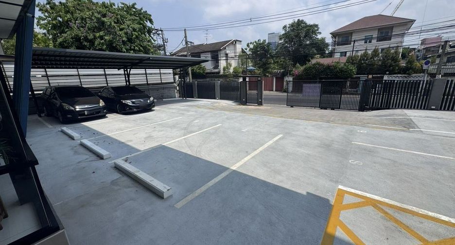 For rent office in Din Daeng, Bangkok